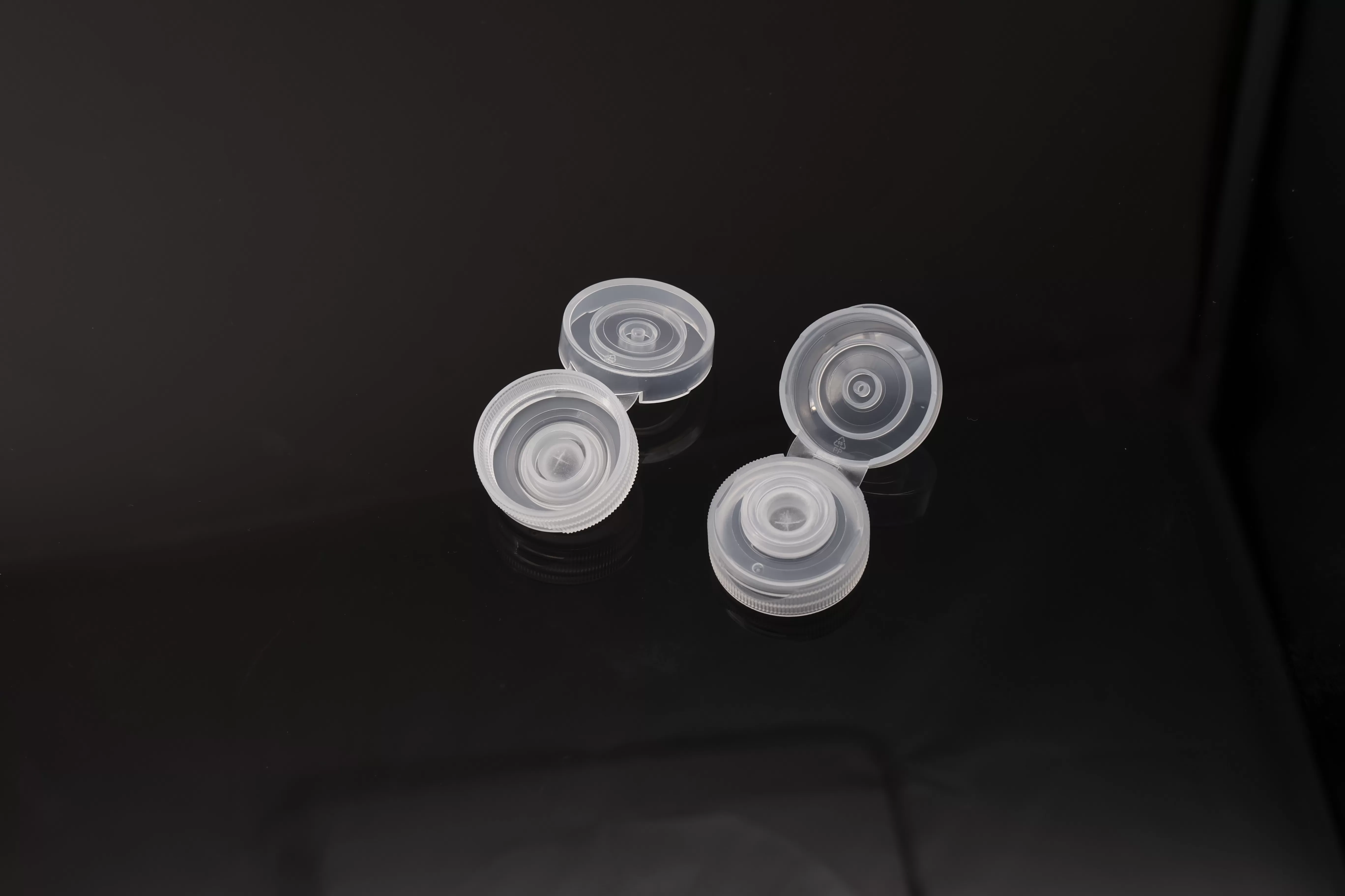 inverted squeeze travel bottle cap