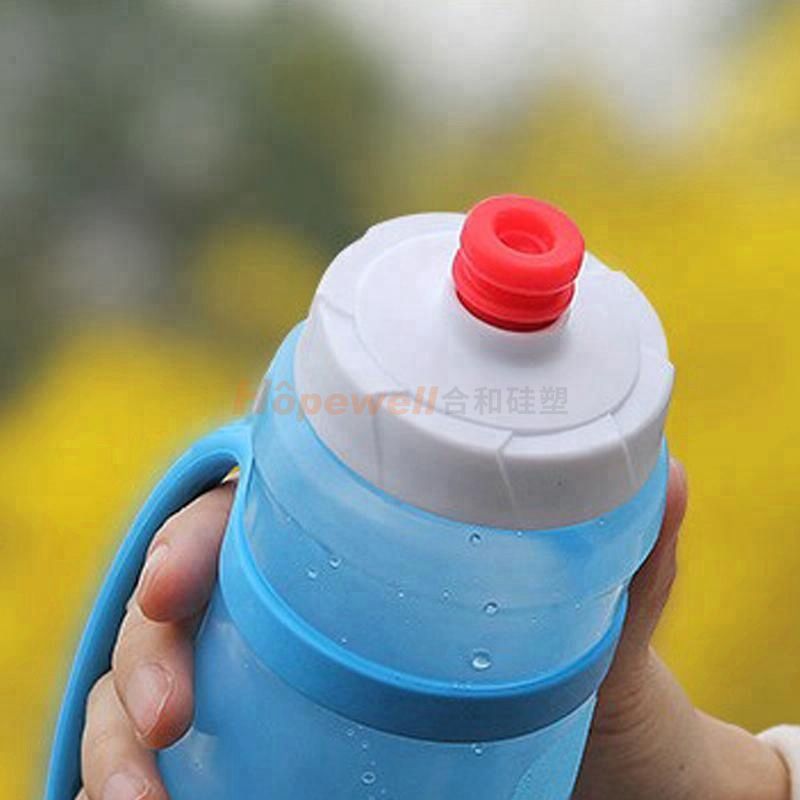 Hydration Bladders or Water Bottles