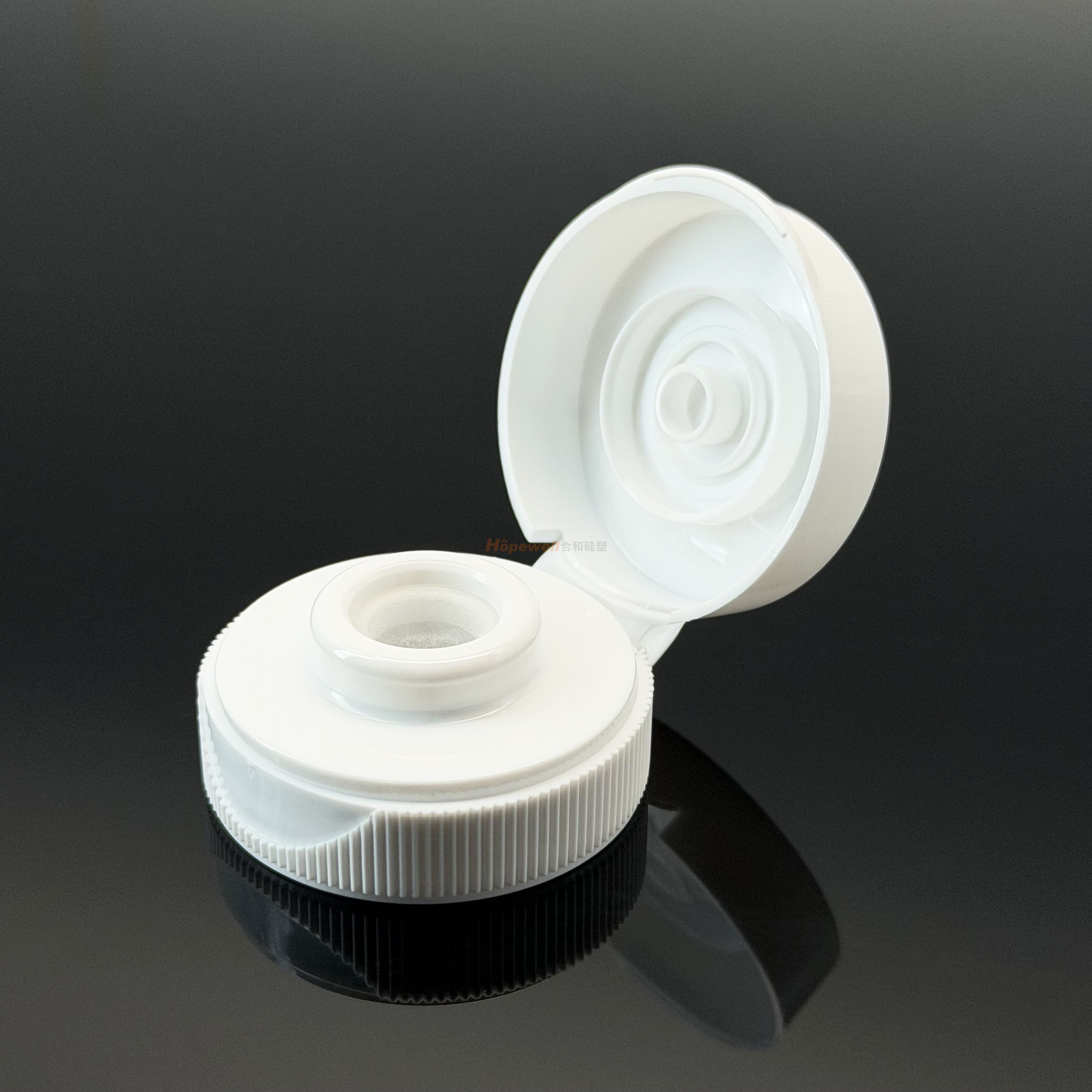 sauce dispensing cap