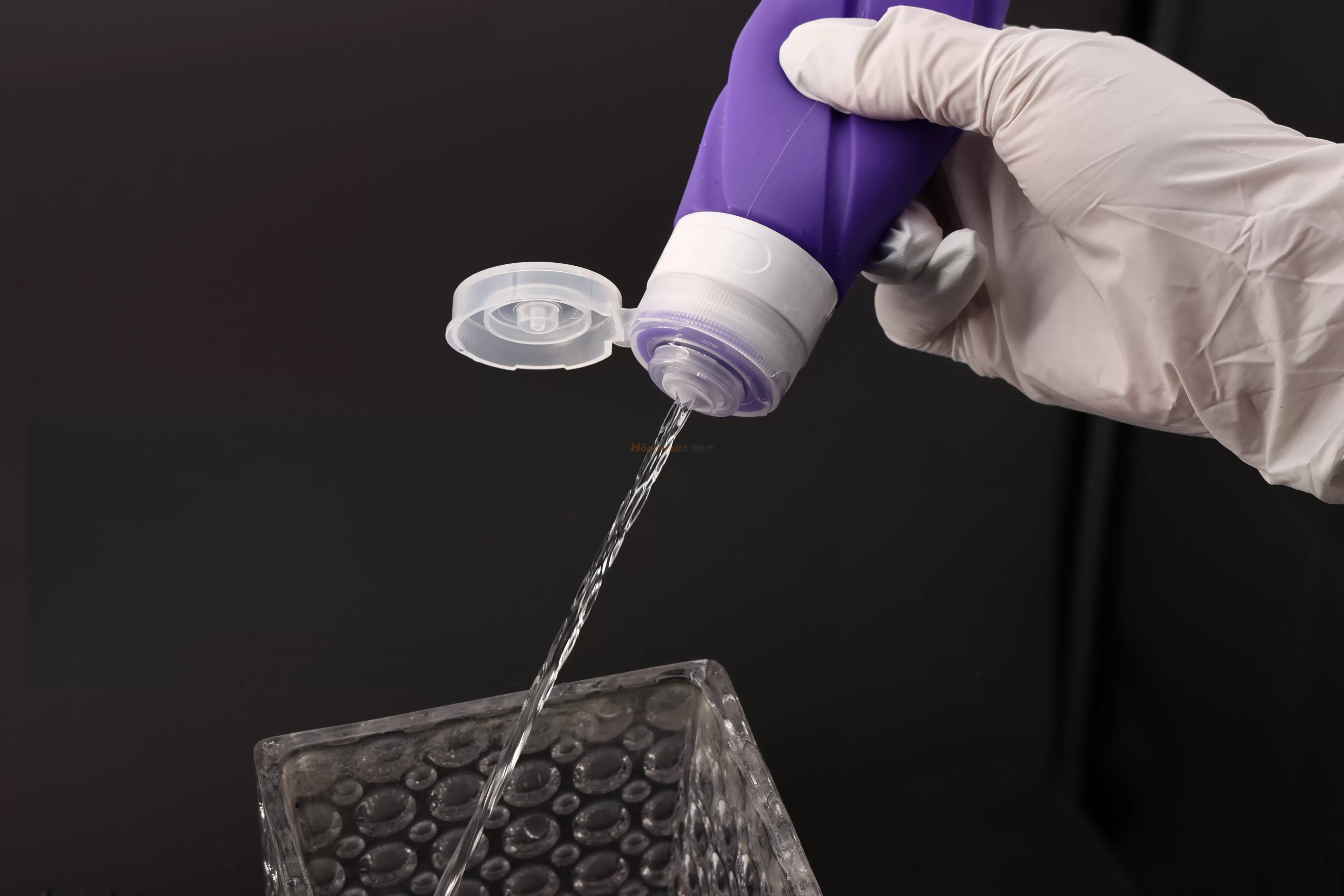 plastic closures for shampoo bottles