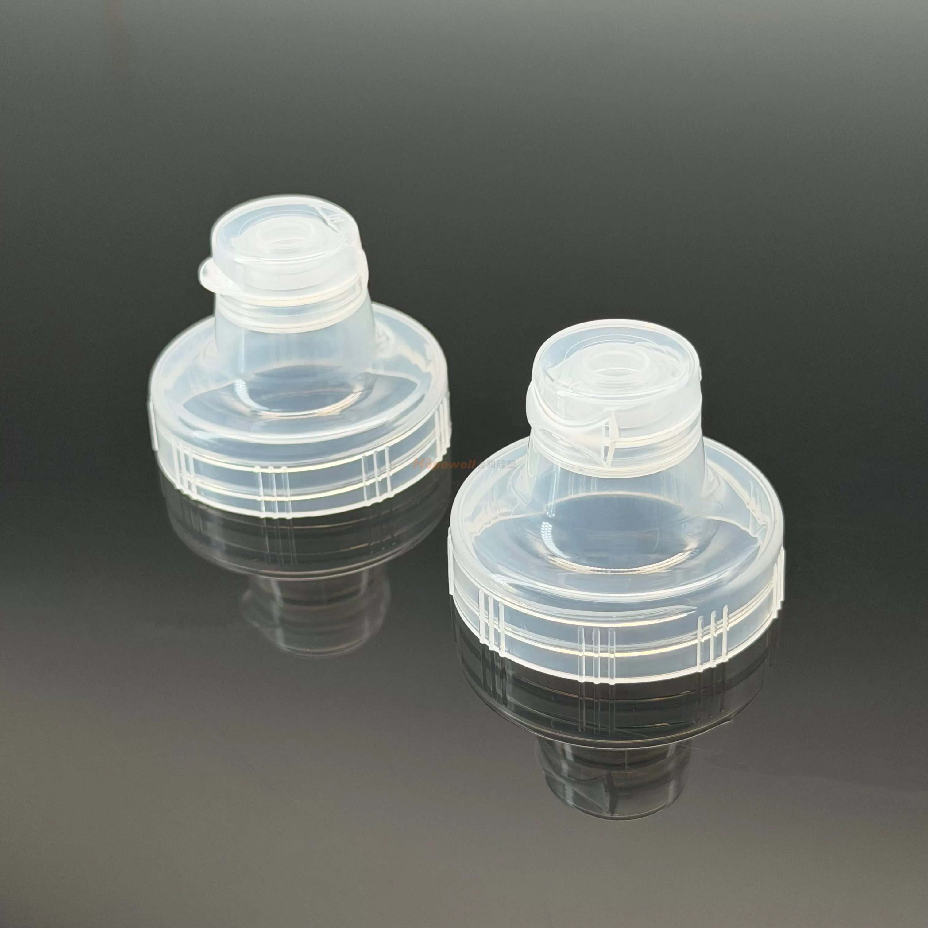 leak-proof plastic nozzle cap