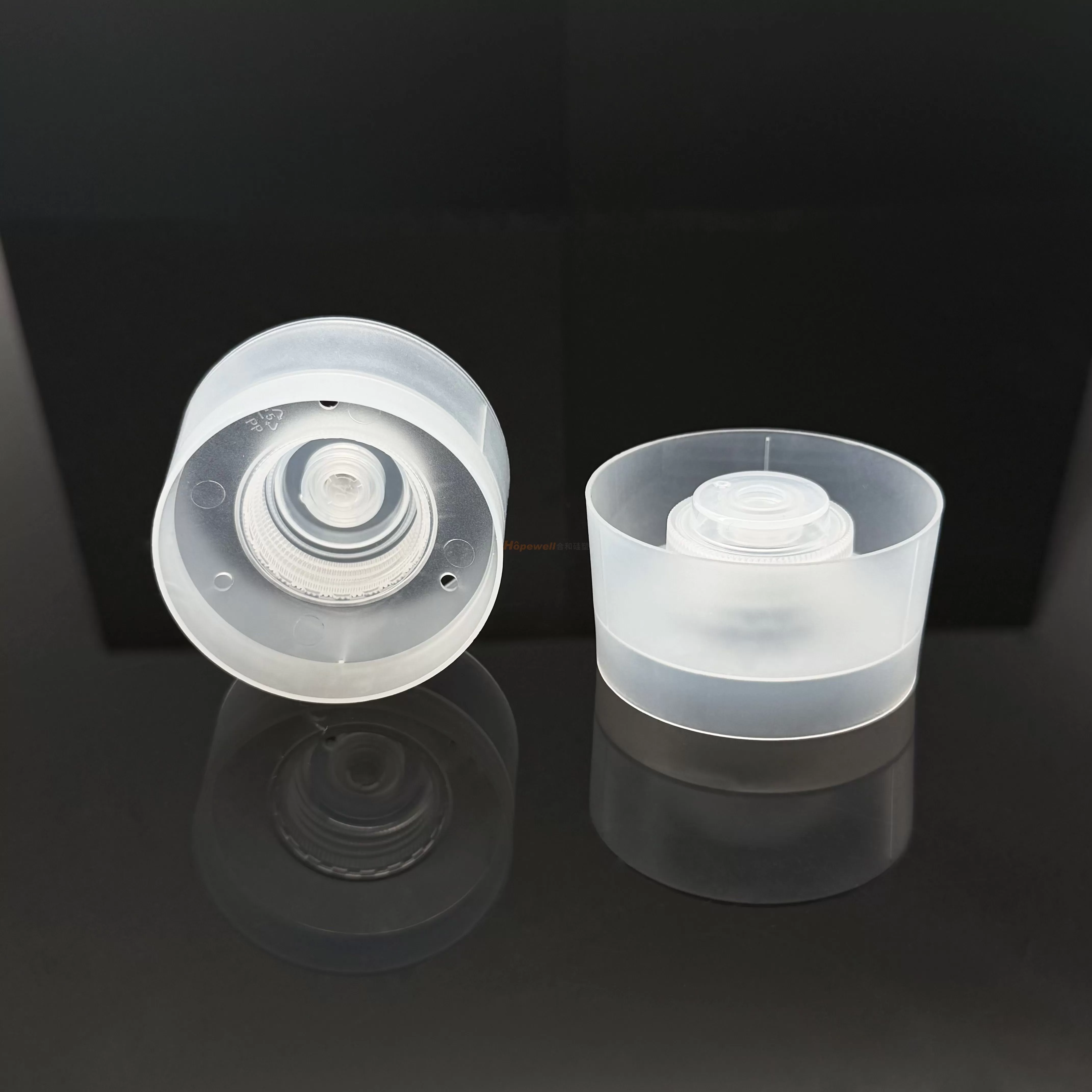 28/410 Inverted Bottle Cap with Silicone Valve