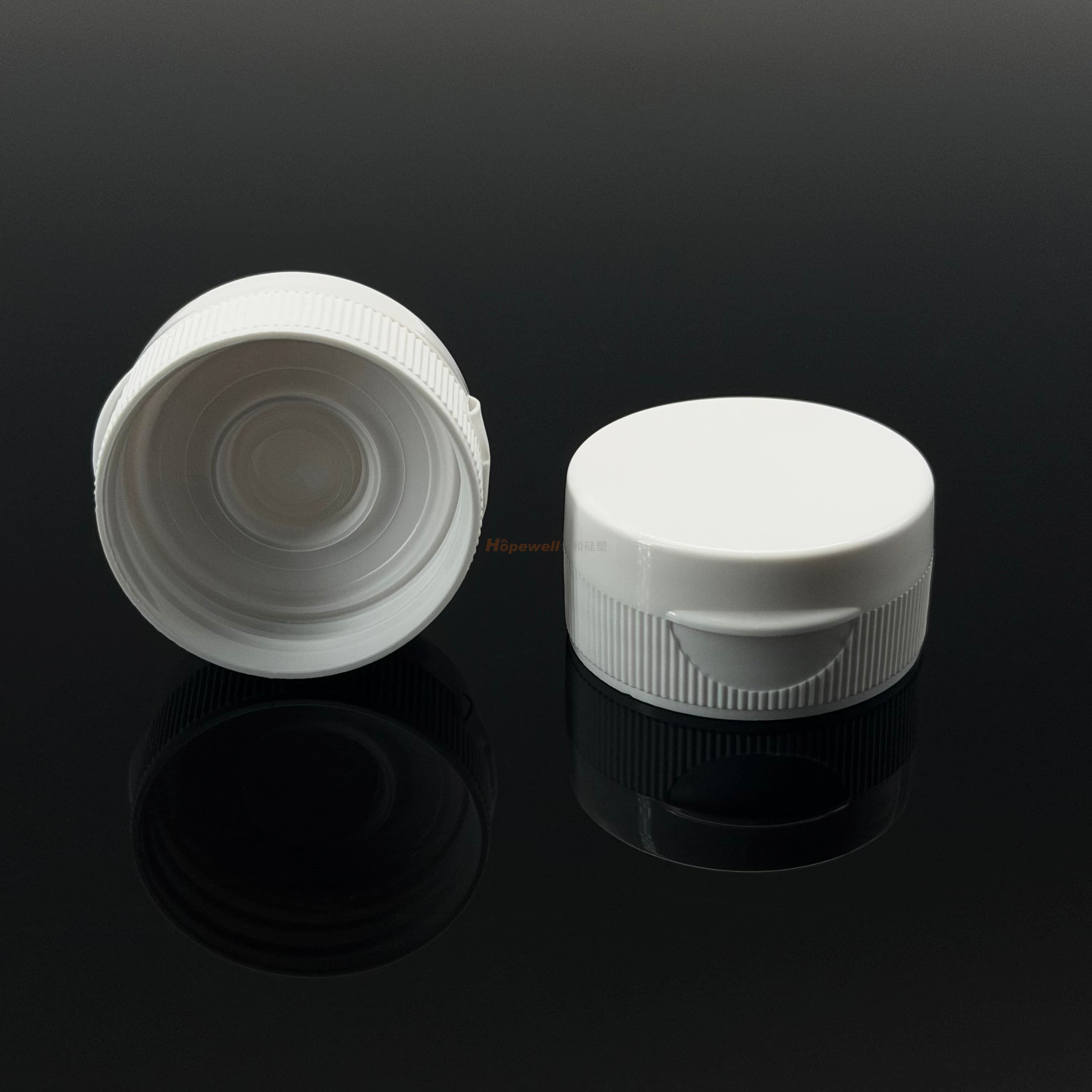 mayonnaise bottle cap with silicone valve