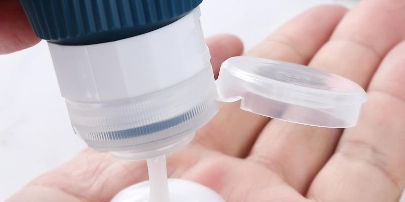 32-400 Squeeze Travel Bottle Cap
